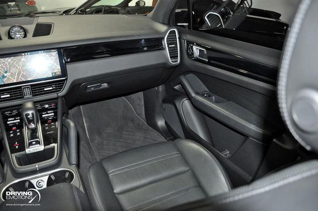 Photo of 2021 Black Porsche Cayenne