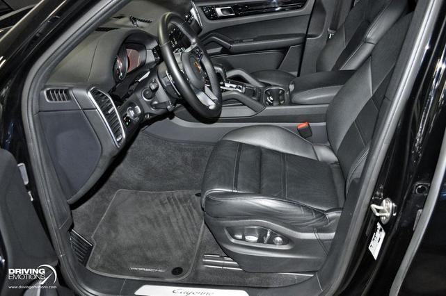 Photo of 2021 Black Porsche Cayenne