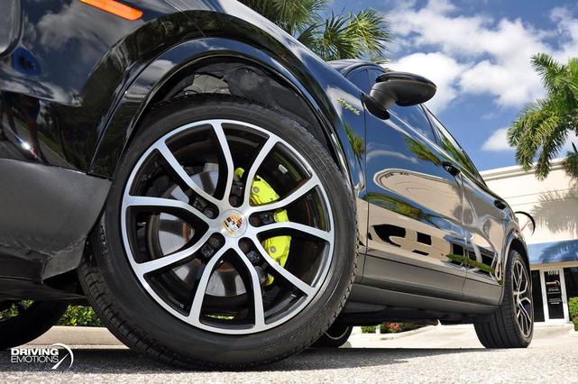 Photo of 2021 Black Porsche Cayenne