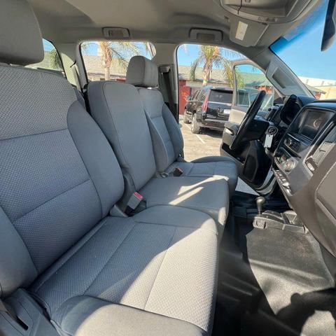 Photo of 2016 Summit White GMC Sierra 2500