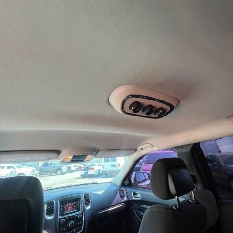 Photo of 2015 Bright White Clearcoat Dodge Durango