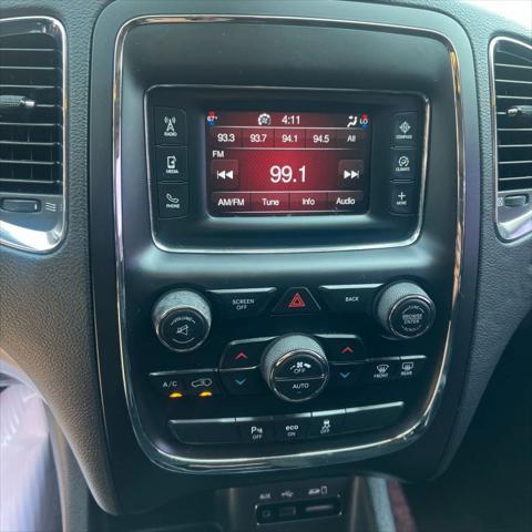 Photo of 2015 Bright White Clearcoat Dodge Durango