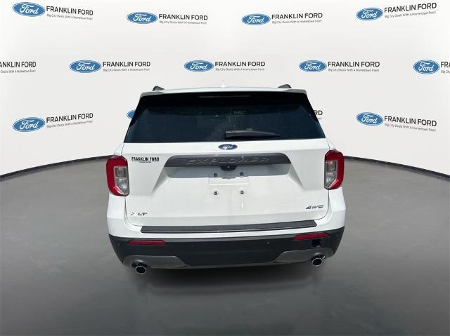 Photo of 2022 STAR WHITE MET TRI-COAT Ford Explorer
