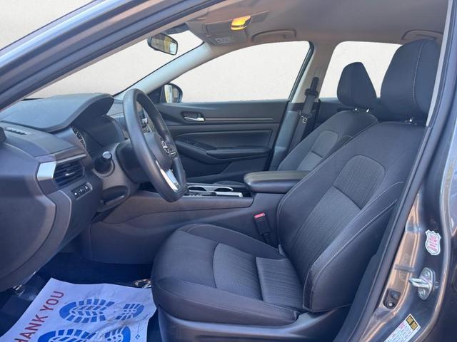 Photo of 2024 Gun Metallic Nissan Altima