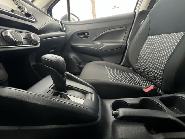 Photo of 2024 Brilliant Silver Metallic Nissan Versa
