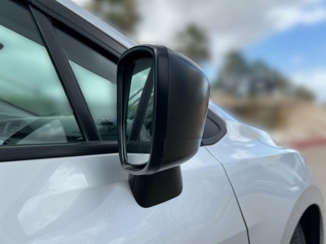 Photo of 2024 Brilliant Silver Metallic Nissan Versa