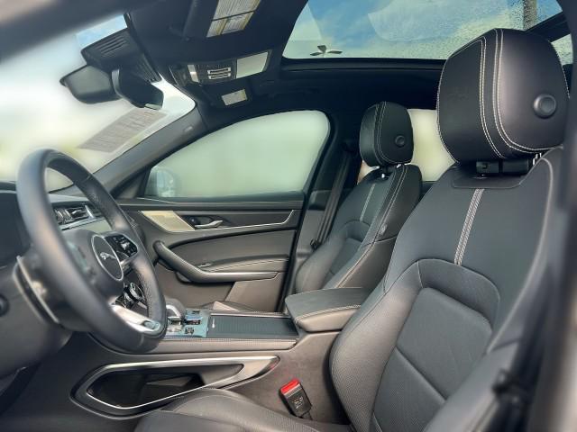 Photo of 2025 GRAY Jaguar F-PACE