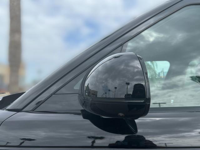 Photo of 2025 Santorini Black Metallic Land Rover Range Rover Sport