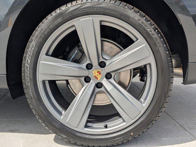 Photo of 2026 Volcano Grey Metallic Porsche Macan
