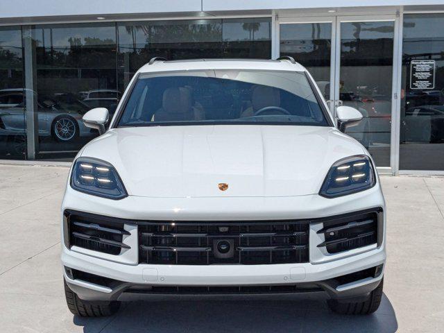 Photo of 2025 White Porsche Cayenne