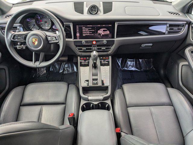 Photo of 2025 Black Porsche Macan