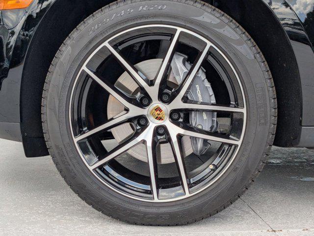 Photo of 2025 Black Porsche Macan