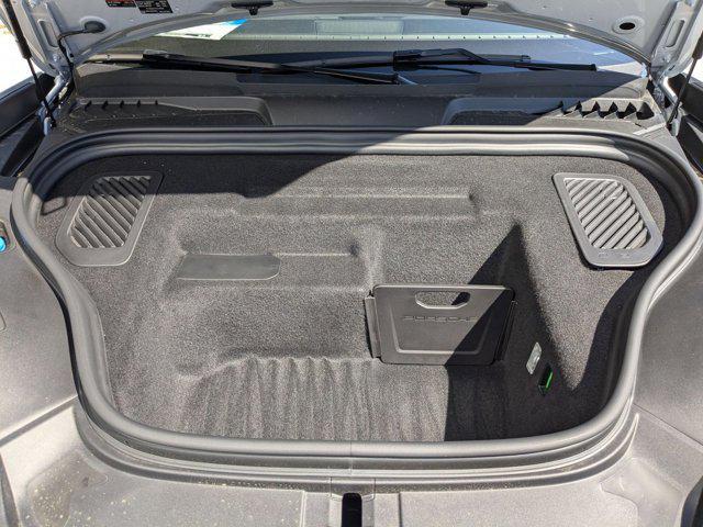 Photo of 2025 Ice Grey Metallic Porsche Macan