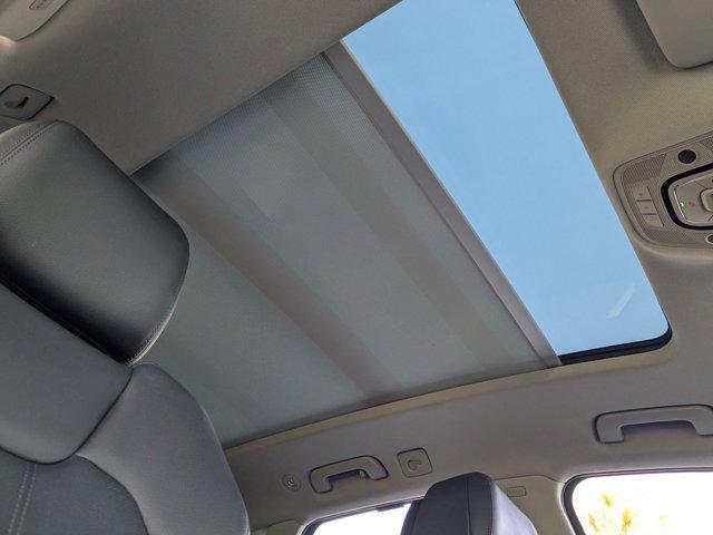 Photo of 2019 Glacier White Metallic Audi Q5