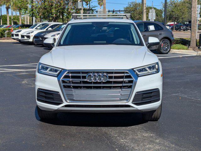 Photo of 2019 Glacier White Metallic Audi Q5