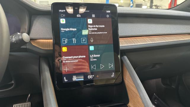 Photo of 2022 Snow Polestar 2
