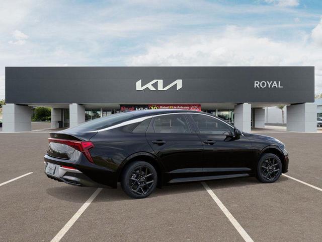 Photo of 2026 Aurora Black Pearl Kia K5