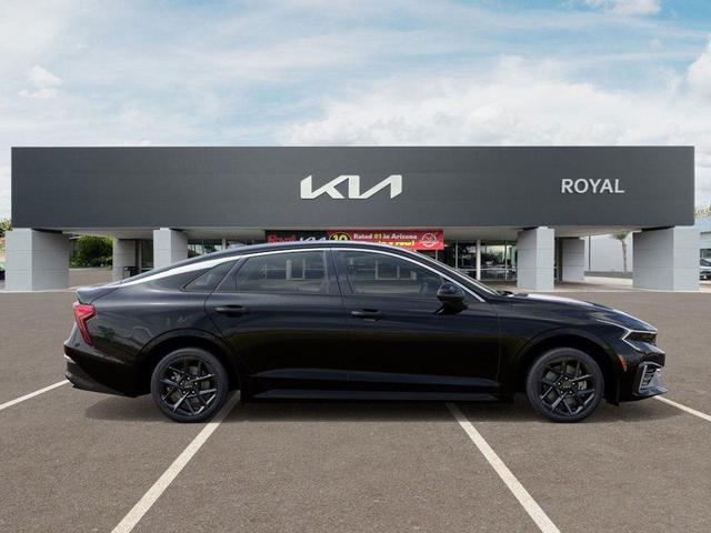 Photo of 2026 Aurora Black Pearl Kia K5