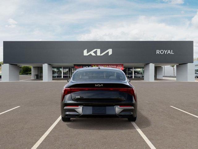 Photo of 2026 Aurora Black Pearl Kia K5