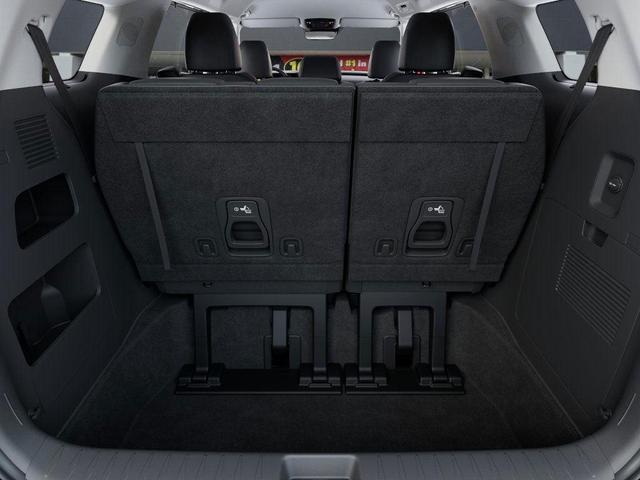 Photo of 2026 Ceramic Silver Kia Carnival Hybrid
