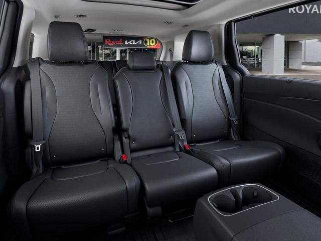 Photo of 2026 Ceramic Silver Kia Carnival Hybrid