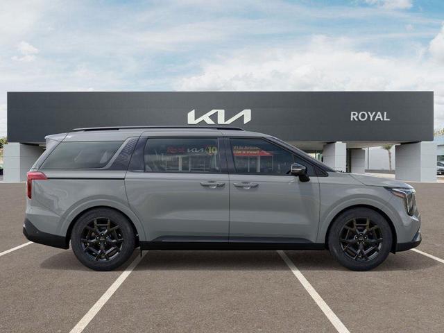 Photo of 2026 Ceramic Silver Kia Carnival Hybrid