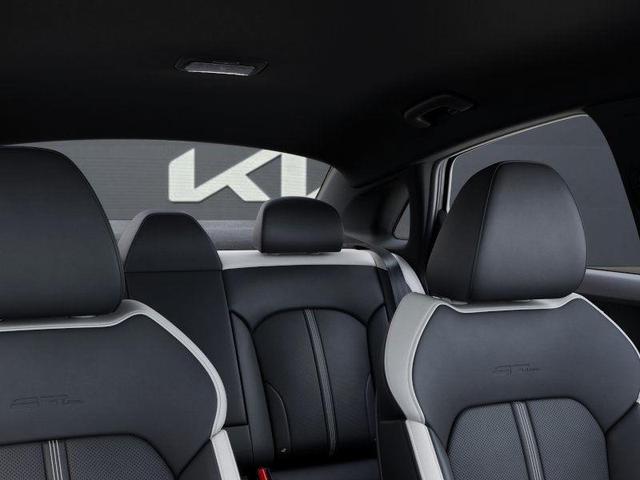 Photo of 2025 Wolf Gray Kia K5