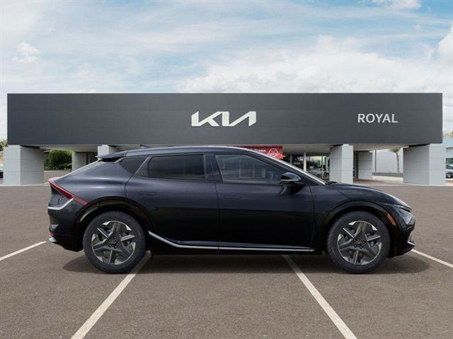 Photo of 2025 Metal Kia EV6