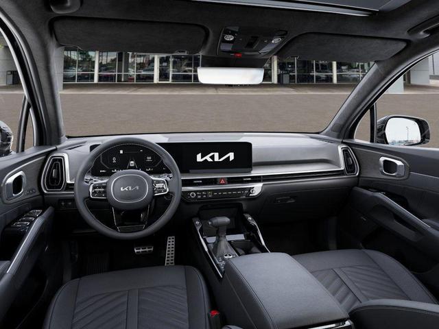 Photo of 2025 Gray Metallic Kia Sorento