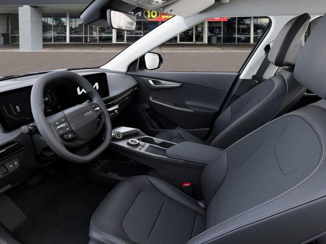 Photo of 2025 Glacier White Pearl Kia EV6