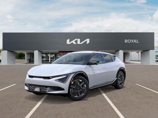 Photo of 2025 Glacier White Pearl Kia EV6