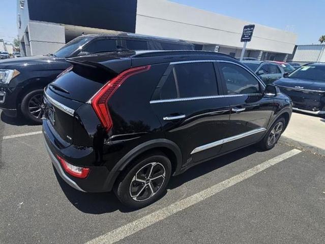 Photo of 2023 Aurora Black Pearl Kia Niro