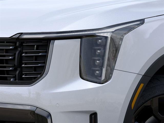 Photo of 2026 Glacial White Pearl Kia Sorento