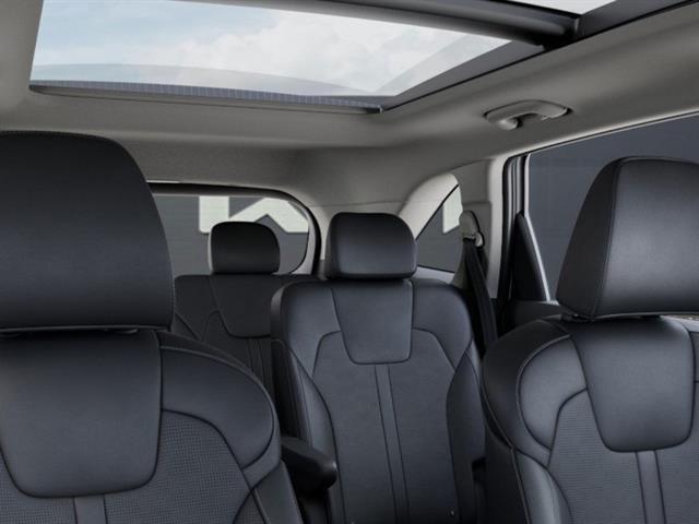 Photo of 2026 Glacial White Pearl Kia Sorento