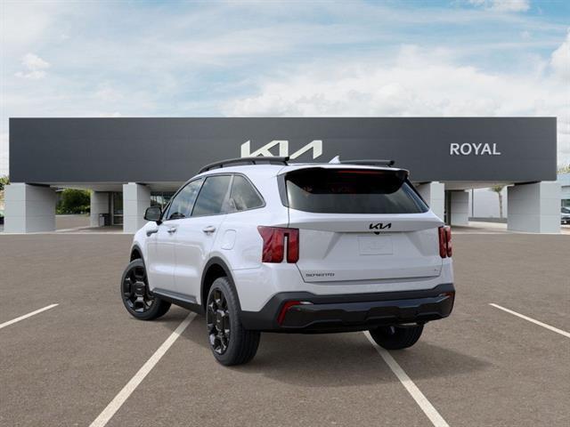 Photo of 2026 Glacial White Pearl Kia Sorento