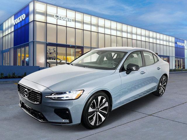 2022 Volvo S60