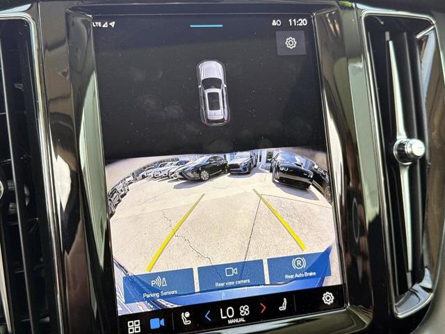 Photo of 2025 Denim Blue Volvo XC60