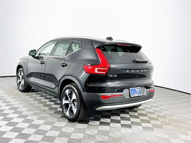 Photo of 2025 Onyx Black Volvo XC40
