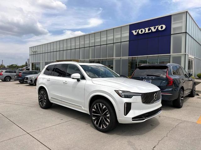 Photo of 2025 Crystal White Pearl Volvo XC90