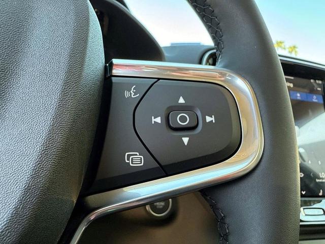 Photo of 2025 Sand Dune Volvo XC40