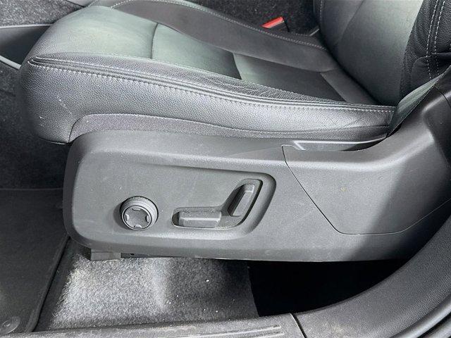 Photo of 2021 Onyx Black Metallic Volvo XC40