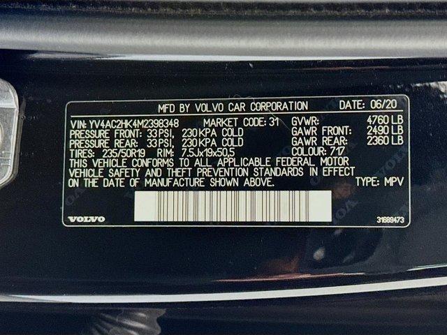 Photo of 2021 Onyx Black Metallic Volvo XC40