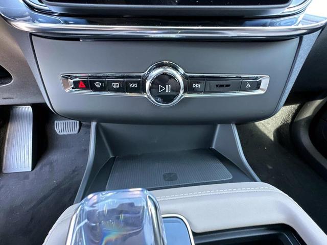 Photo of 2025 Denim Blue Volvo XC90