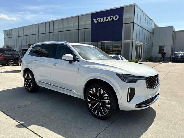 Photo of 2025 Crystal White Pearl Volvo XC90