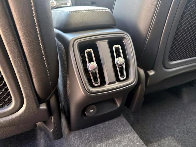 Photo of 2026 Denim Blue Volvo XC40