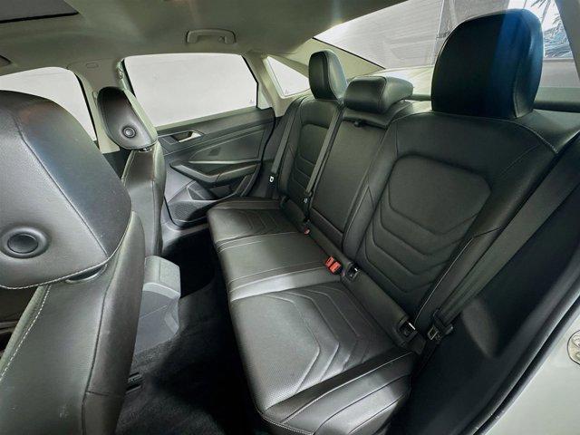 Photo of 2019 Pure White Volkswagen Jetta