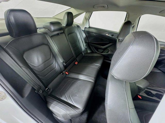 Photo of 2019 Pure White Volkswagen Jetta
