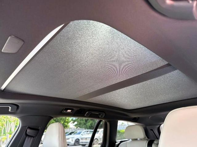 Photo of 2026 Silver Volvo V60 Cross Country