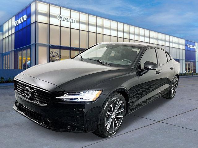 2022 Volvo S60