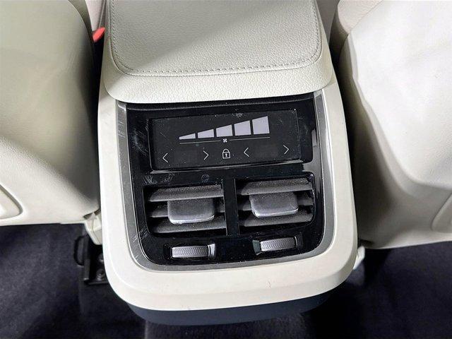 Photo of 2022 Thunder Gray Metallic Volvo XC90